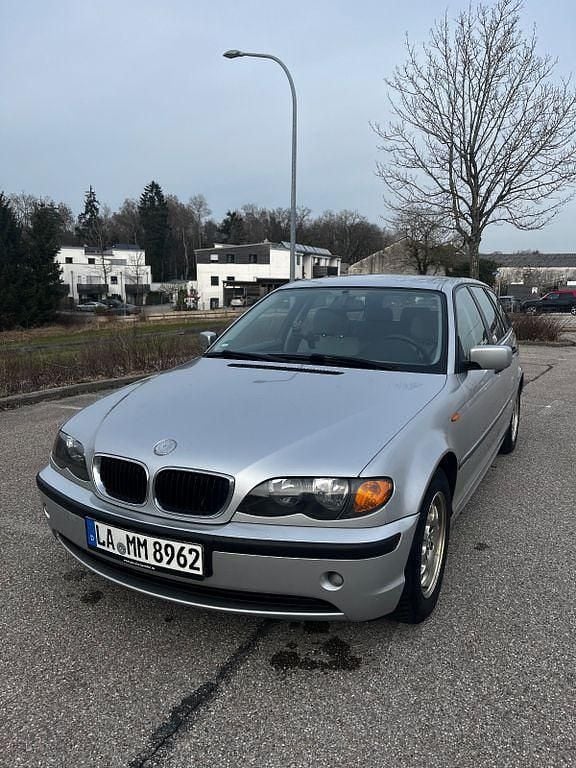 Gebraucht BMW 316 116 PS (85 kW) 2004 Silber Kombi