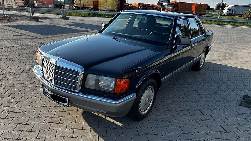Blau Gebraucht 1985 Mercedes S300 SE Limousine | 10.999 € - Bild 1/4