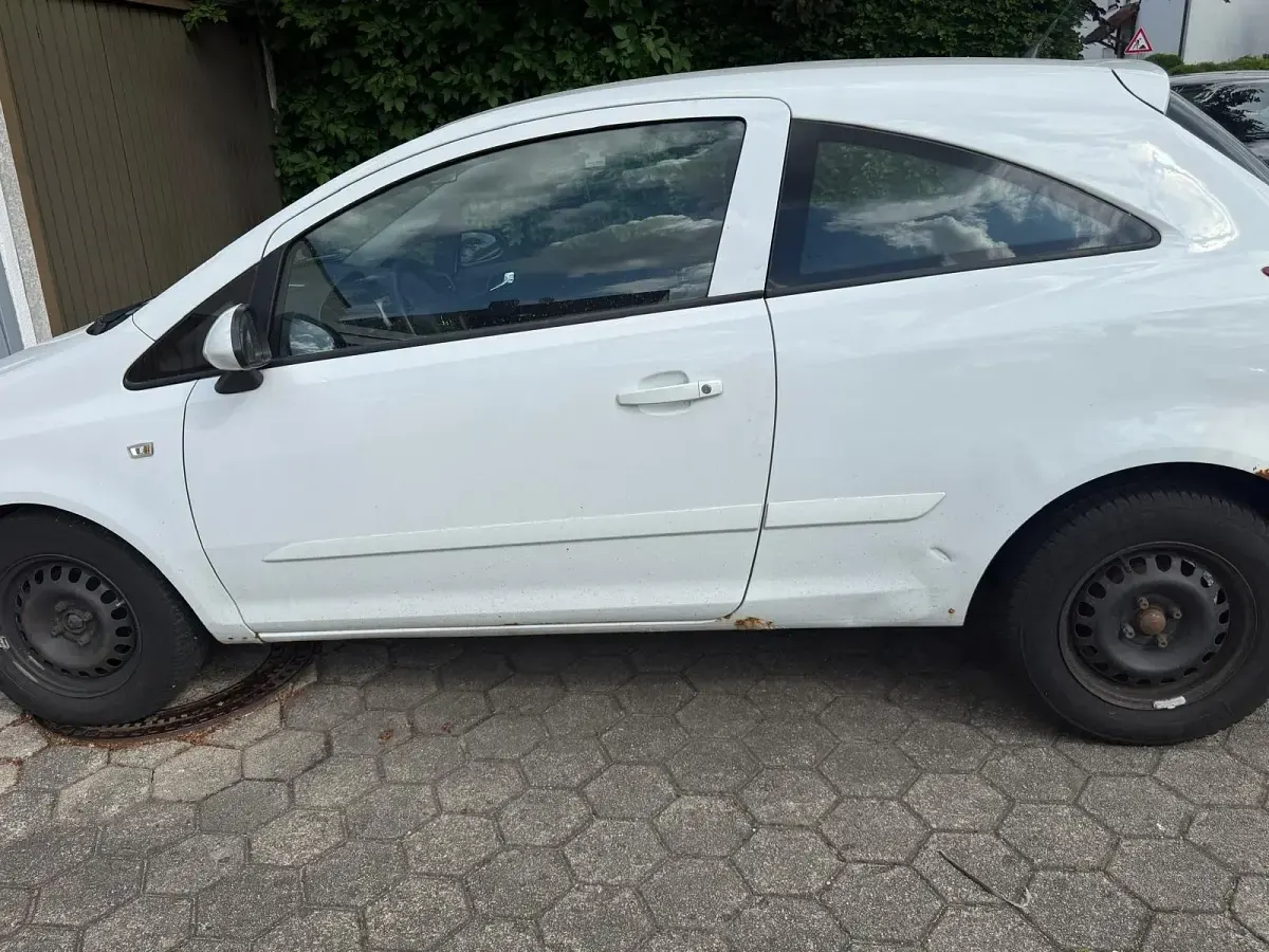 Gebraucht Opel Corsa 75 PS (55 kW) 2007 Weiß Kleinwagen