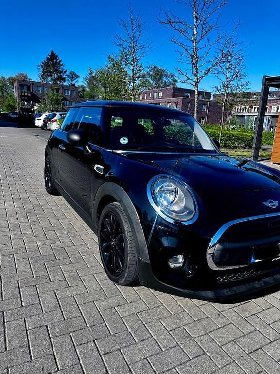Second-hand Mini ONE 102 CP (75 kW) 2016 Negru Hatchback