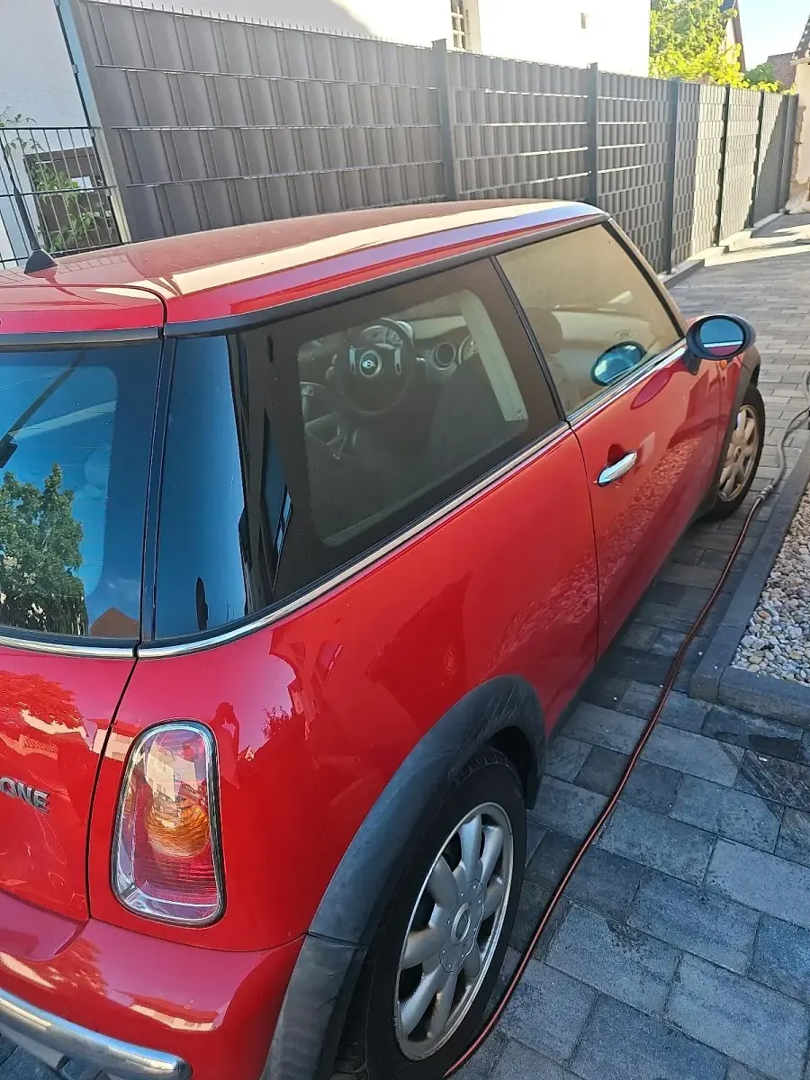 Gebraucht Mini ONE 90 PS (66 kW) 2002 Rot Kleinwagen