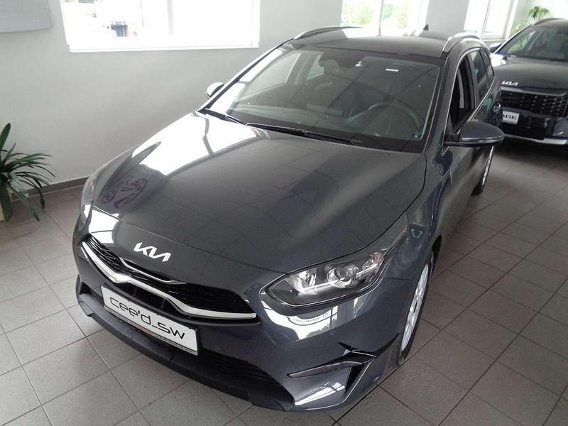 Pentametallic Neu 2025 Kia Ceed Sportswagon 4 Kombi | 25.900 € (Fairer Preis) - Bild 1/4