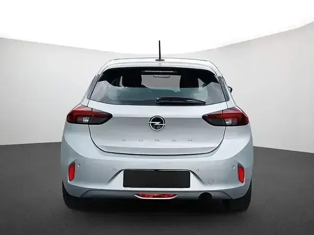 Gebraucht Opel Corsa Basis 75 PS (55 kW) 2024 Silber Kleinwagen