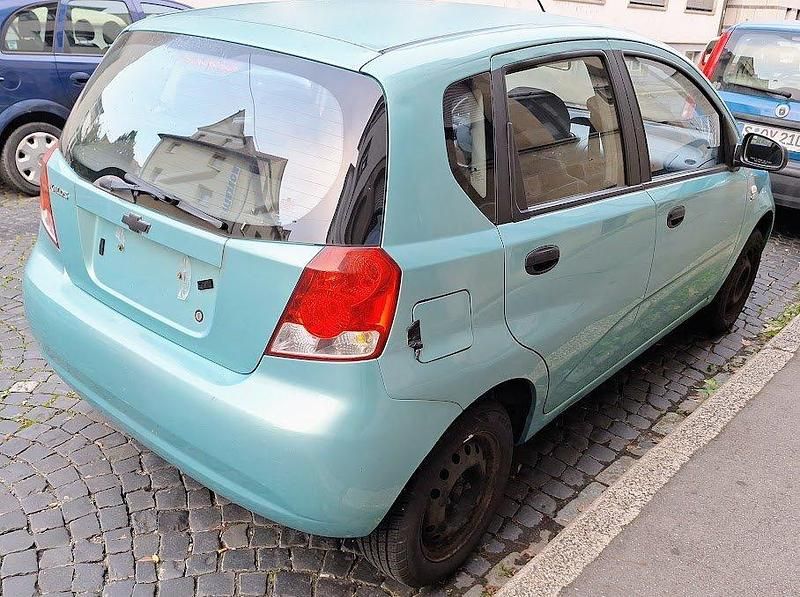 Używany Chevrolet Kalos 73 KM (53 kW) 2005 Zielony Sedan/Limuzyna