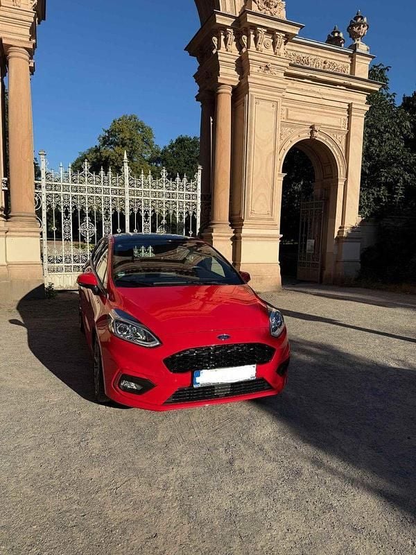 Rot Gebraucht 2021 Ford Fiesta ST-Line Kleinwagen | 14.000 € (Superpreis) - Bild 1/4