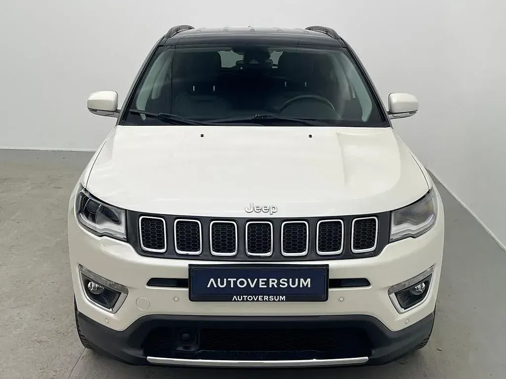Used Jeep Compass Limited 170 HP (125 kW) 2018 White SUV