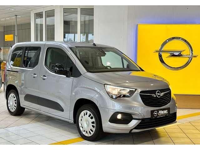 Quartz/artense grey Gebraucht 2023 Opel Combo Elegance Kombi | 26.895 € (Etwas zu teuer) - Bild 1/3