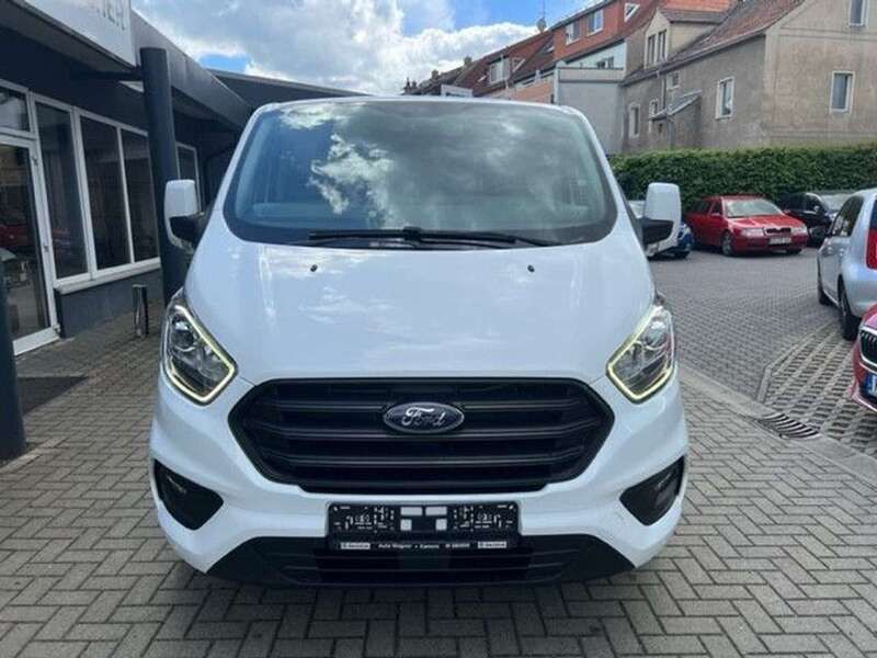 Gebraucht Ford Transit Custom 170 PS (125 kW) 2019 Frostweiß Van / Kleinbus