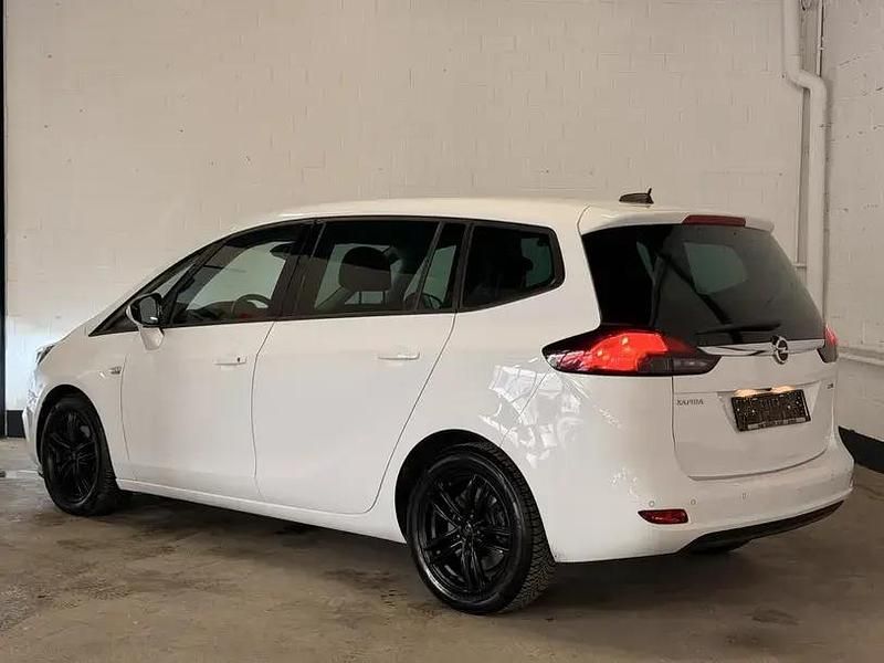 Gebraucht Opel Zafira Business Edition 131 PS (96 kW) 2018 Andere Van / Kleinbus