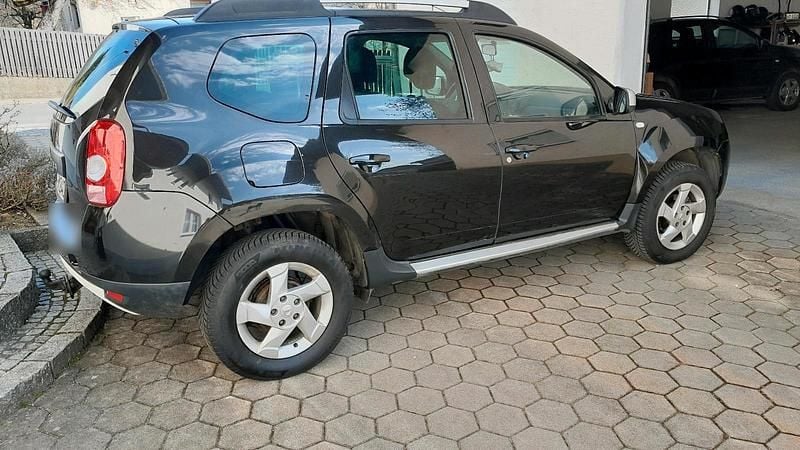 Gebraucht Dacia Duster 104 PS (76 kW) 2014 Schwarz SUV
