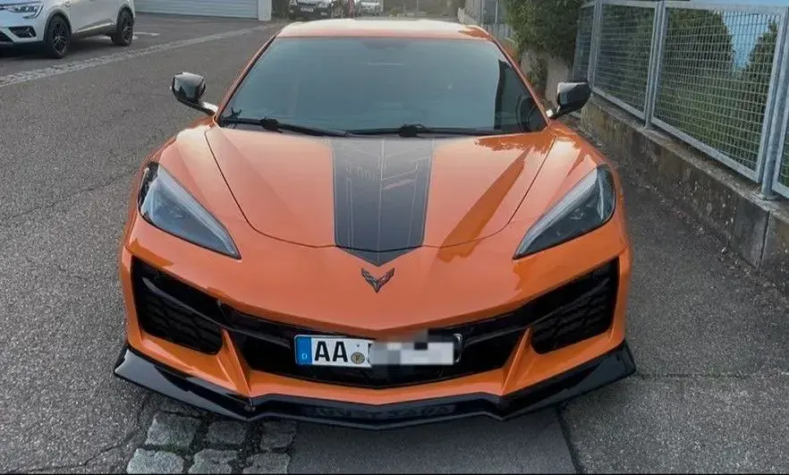 Używany Corvette C8 502 KM (369 kW) 2023 Pomarańczowy