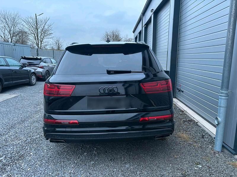 Gebraucht Audi Q7 272 PS (200 kW) 2016 Schwarz SUV