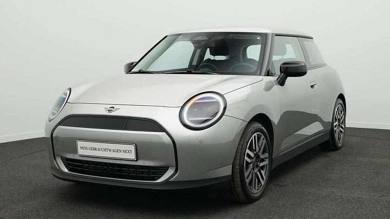 Gebraucht Mini Cooper Classic 135 kW (184 PS) 2024 Grau Kleinwagen