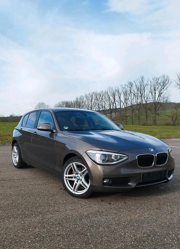Gebraucht BMW 116 116 PS (85 kW) 2013 Braun Kleinwagen