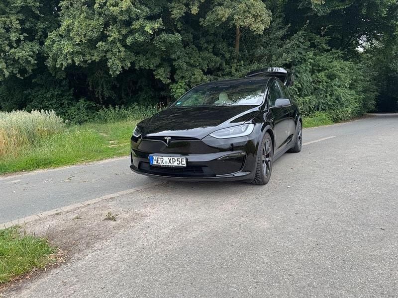 Schwarz Gebraucht 2023 Tesla Model X Plaid SUV | 87.000 € (Fairer Preis) - Bild 1/4