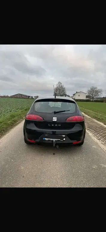 Gebraucht Seat Leon Comfort 102 PS (75 kW) 2009 Schwarz Kleinwagen