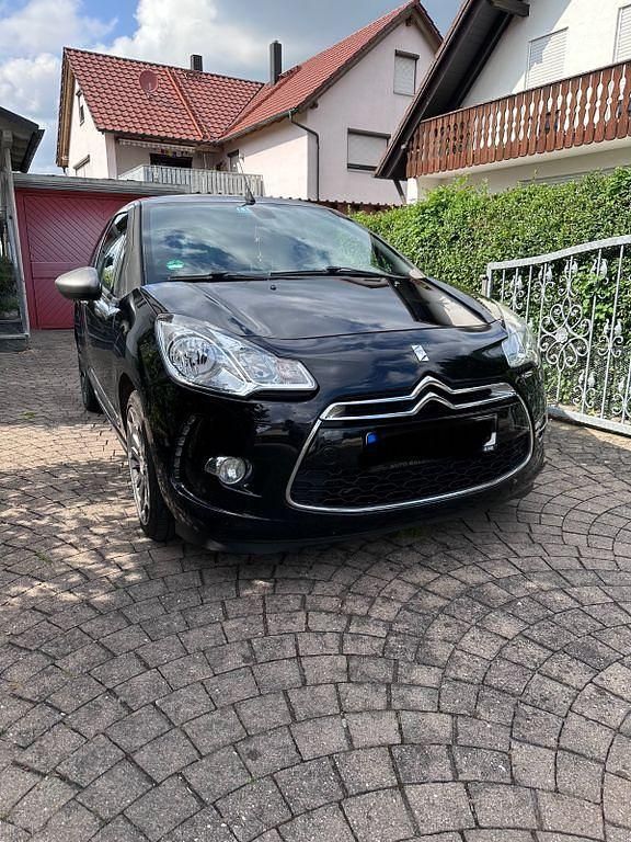 Schwarz Gebraucht 2013 Citroën DS3 Sport Chic Kleinwagen | 6.299 € (Fairer Preis) - Bild 1/4
