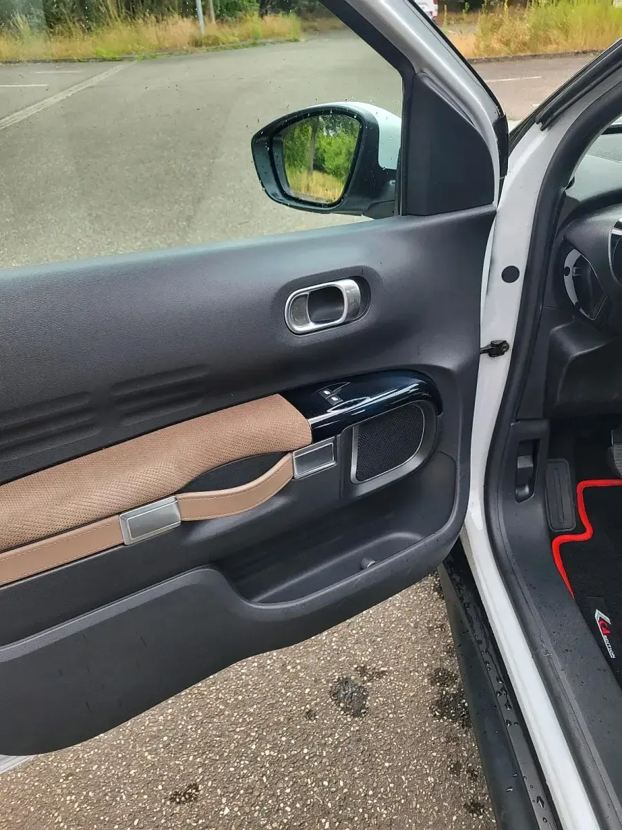 Gebraucht Citroën C4 110 PS (80 kW) 2014 Weiß Limousine