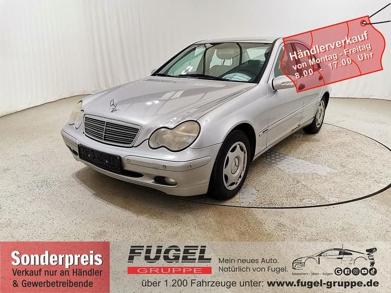 Second-hand Mercedes C220 2003 Argintiu Berlinǎ