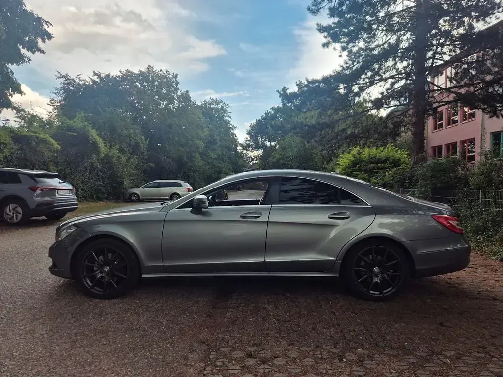 Gebraucht Mercedes CLS350 265 PS (194 kW) 2012 Grau Coupé