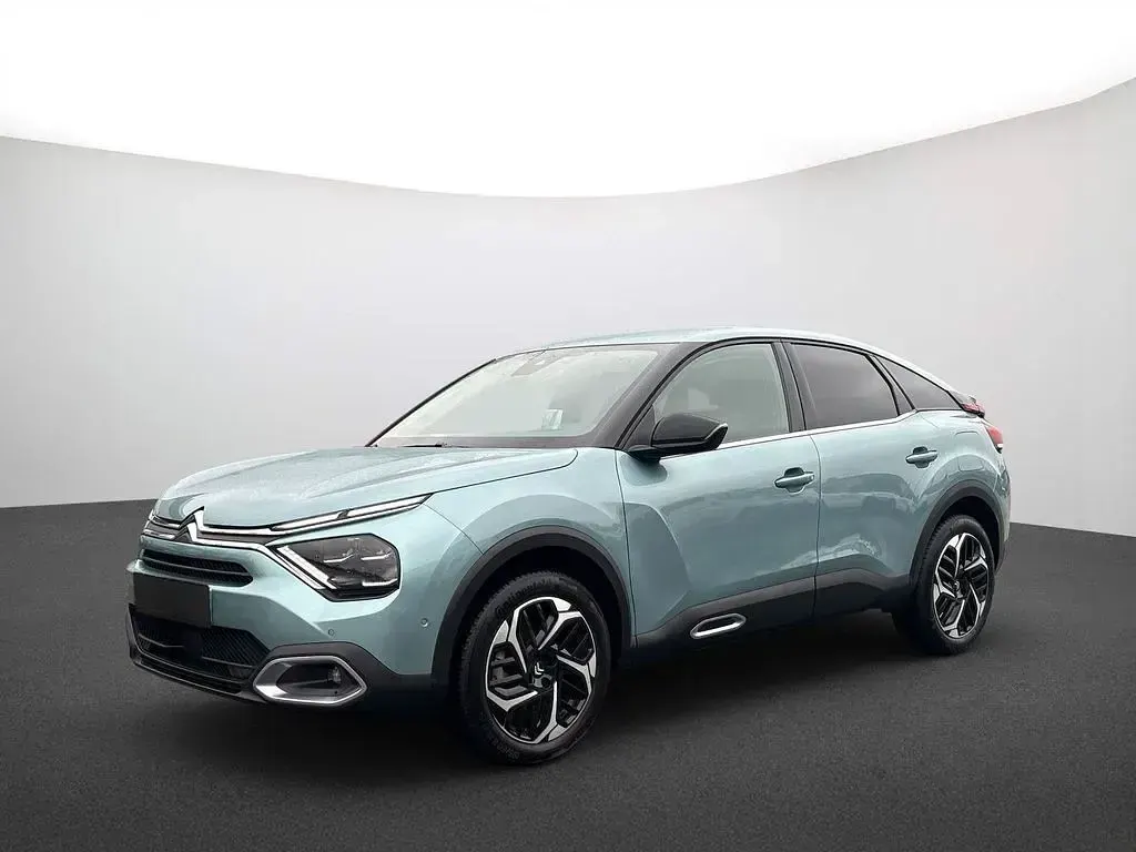Second-hand Citroën C4 Shine 131 CP (96 kW) 2024 Albastru SUV