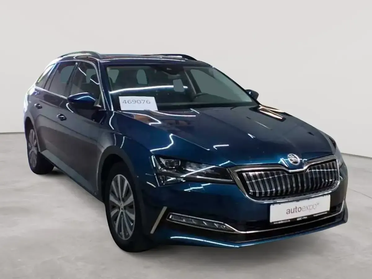 Gebraucht Skoda Superb Ambition 156 PS (114 kW) 2021 Kombi