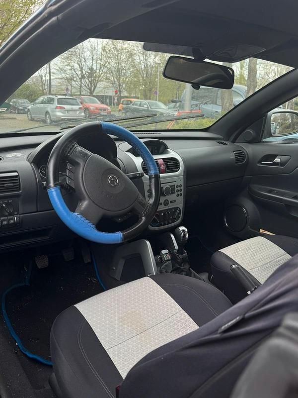 Gebraucht Opel Tigra 125 PS (91 kW) 2004 Blau Cabrio