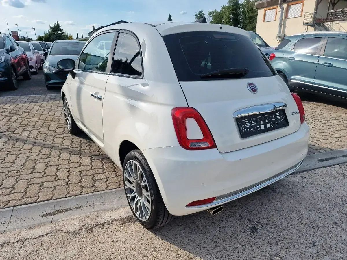 Gebraucht Fiat 500 Dolcevita 69 PS (50 kW) 2022 Weiß Kleinwagen
