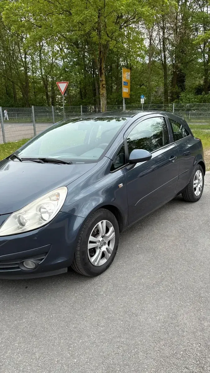 Usata Opel Corsa 80 CV (58 kW) 2007 Blu Utilitaria