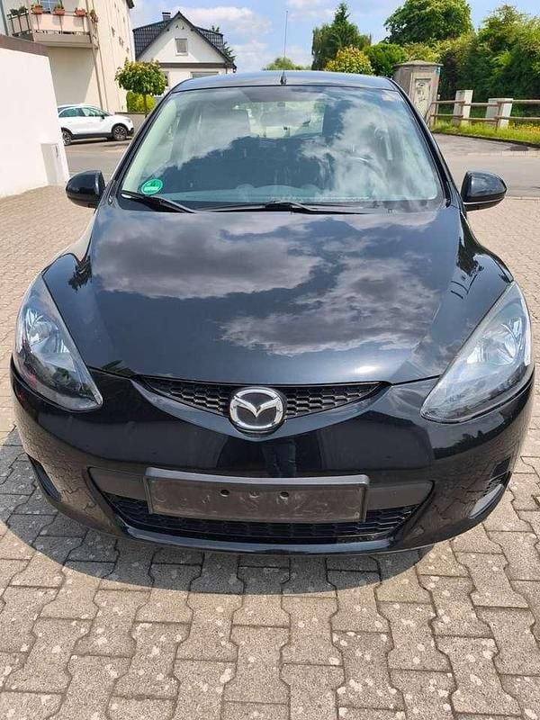 Gebraucht Mazda 2 Inclusive 75 PS (55 kW) 2009 Schwarz Kleinwagen