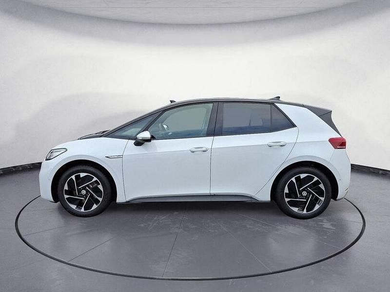 Gebraucht VW ID.3 Pro Performance 150 kW (204 PS) 2022 Weiß Kleinwagen