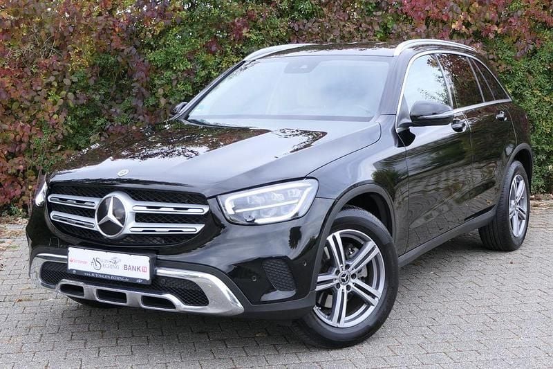 Schwarz Gebraucht 2022 Mercedes GLC220 SUV | 28.980 € (Superpreis) - Bild 1/4