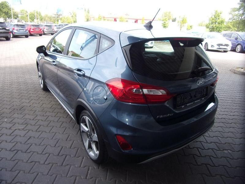 Gebraucht Ford Fiesta Active 140 PS (102 kW) 2019 Blau Kleinwagen
