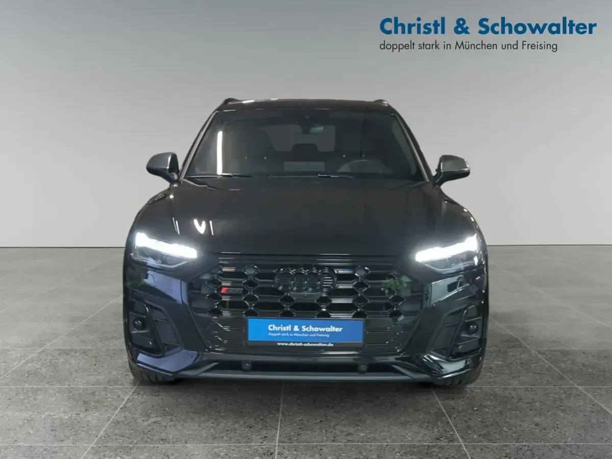 Second-hand Audi SQ5 Sportback Ambiente 341 CP (250 kW) 2022 Negru SUV