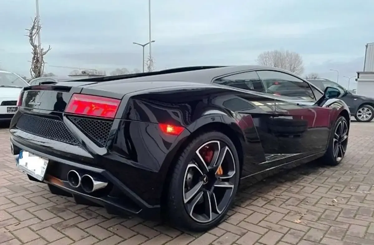 Second-hand Lamborghini Gallardo 560 CP (411 kW) 2014 Negru Coupe