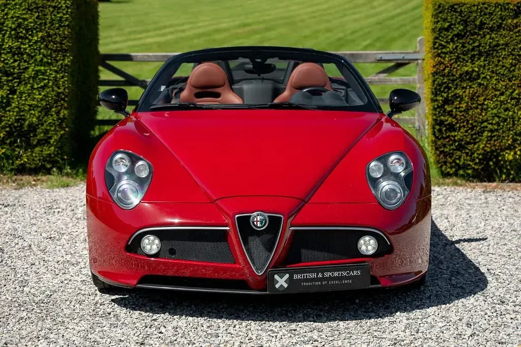 Gebraucht Alfa Romeo Spider 450 PS (330 kW) 2010 Rot Cabrio
