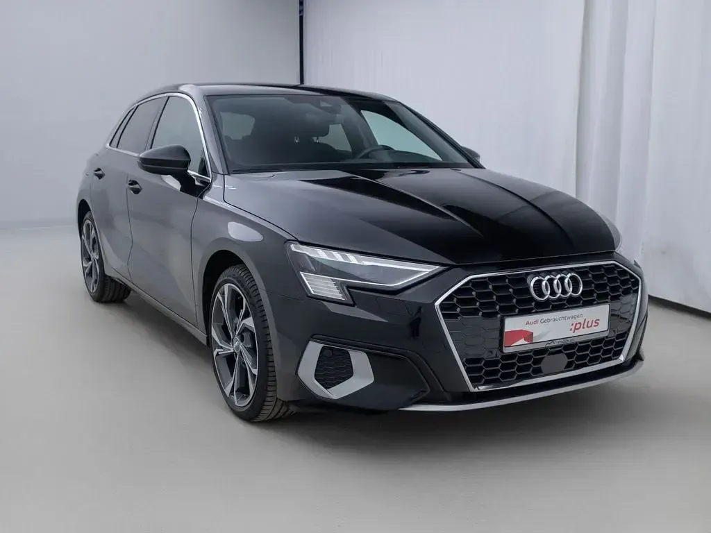 Gebraucht Audi A3 Advanced Plus 150 PS (110 kW) 2021 Mythosschwarz metallic Limousine