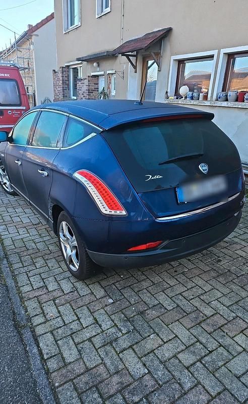 Gebraucht Lancia Delta 120 PS (88 kW) 2009 Blau Kleinwagen