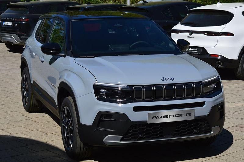 Neu Jeep Avenger Summit 110 PS (80 kW) 2026 Grau SUV