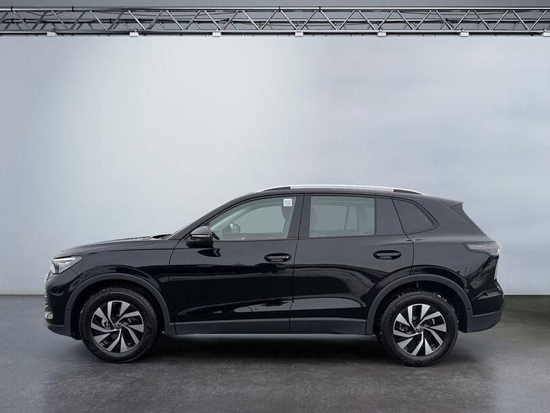 Neu VW Tiguan Life 150 PS (110 kW) 2025 Grenadillschwarz SUV