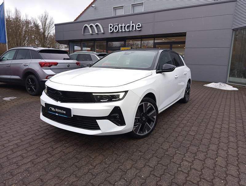 Neu Opel Astra 114 kW (156 PS) 2026 Lack weiss banquise/typ aussenverkleidung spiegel flach standard Limousine
