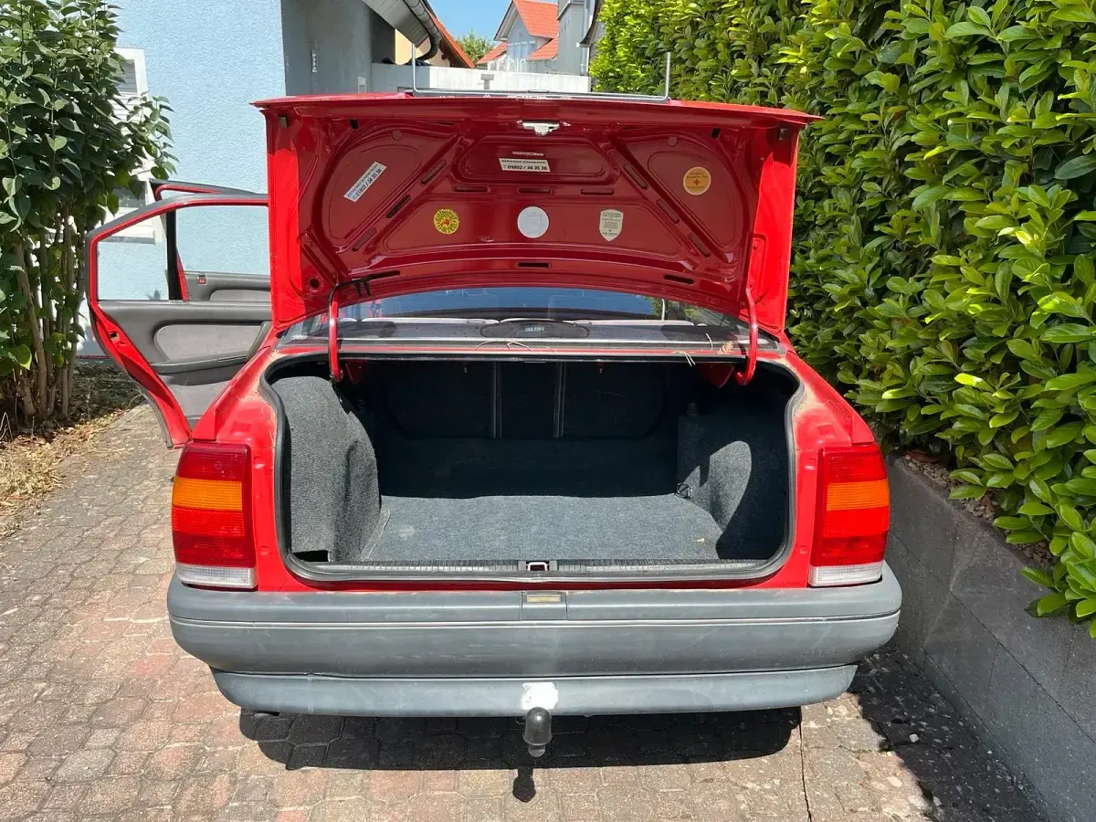 Gebraucht Opel Omega 115 PS (84 kW) 1988 Rot Kombi