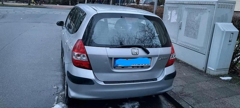 Gebraucht Honda Jazz 73 PS (53 kW) 2005 Silber Kleinwagen