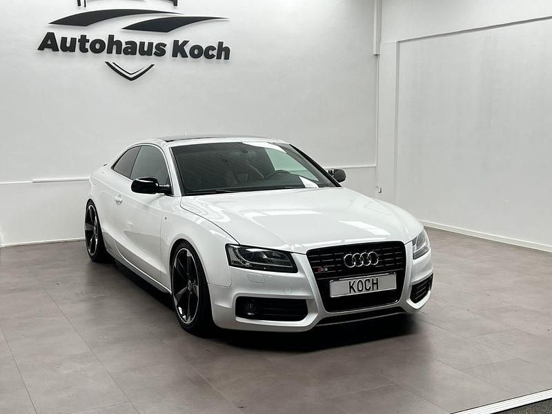 Weiß Gebraucht 2012 Audi S5 Sport Coupé | 22.999 € (Teuer) - Bild 1/4