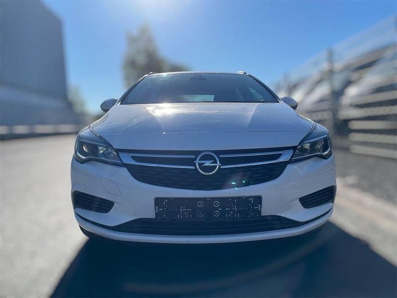 Gebraucht Opel Astra Edition 110 PS (80 kW) 2018 Weiß Kombi