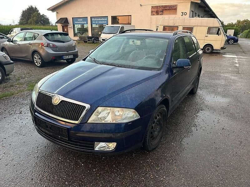 Blau Gebraucht 2006 Skoda Octavia Ambiente Kombi | 1.699 € (Guter Preis) - Bild 1/4