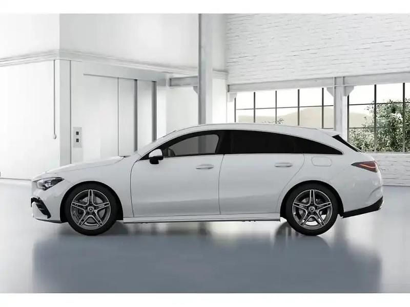Gebraucht Mercedes CLA200 163 PS (119 kW) 2024 Unilack polarweiss Kombi