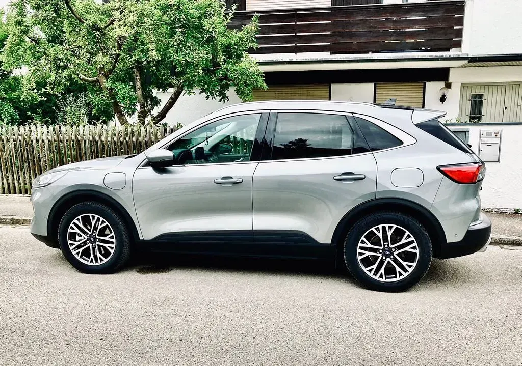 Gebraucht Ford Kuga Titanium X 224 PS (164 kW) 2021 Grau SUV