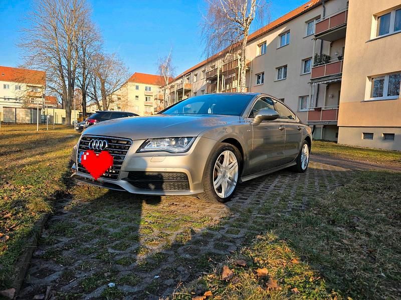 Gebraucht Audi A7 S-Line 245 PS (180 kW) 2011 Gold Kleinwagen