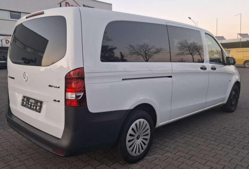 Gebraucht Mercedes Vito 163 PS (119 kW) 2022 Arktikweiss Van
